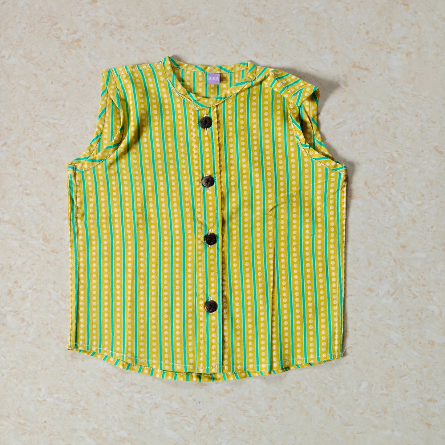 Yellow stripes