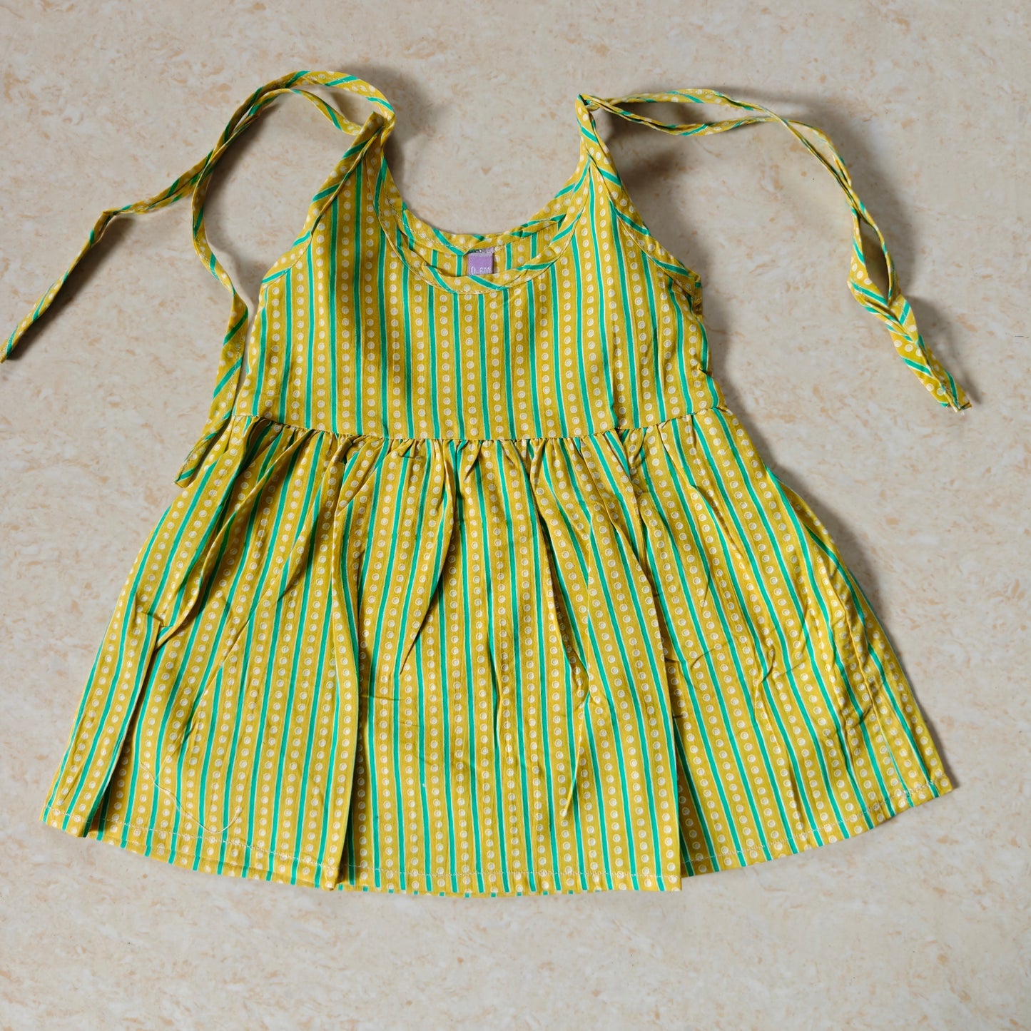 Yellow stripes